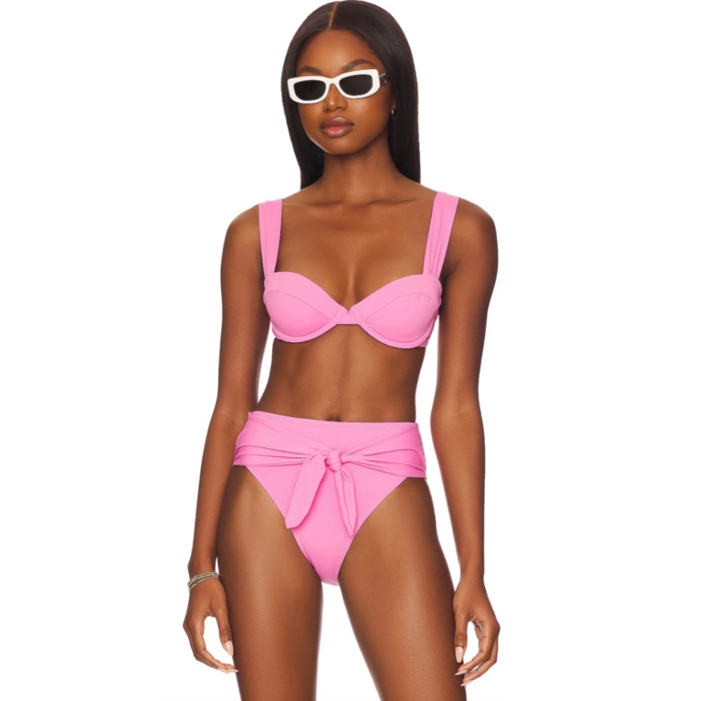 🩷NWT WEWOREWHAT Claudia Riviera High Rise Bikini 2pc Set Bubblegum Pink/ Barbie